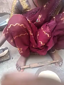 Snapshot of parmila203 chatting on March 14, 2026, 2:17 am parmila203 online show from March 14, 2026, 2:17 am