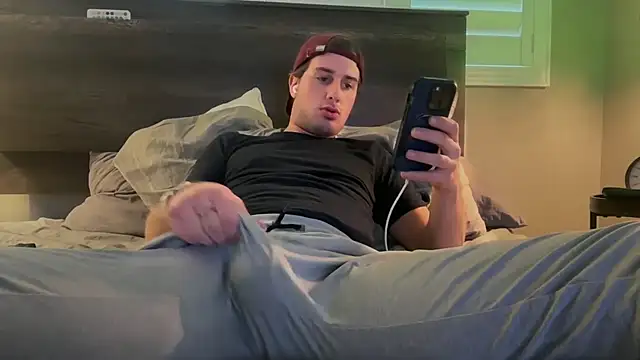 Snapshot of Matttsohot chatting on October 12, 2025, 5:58 pm Matttsohot online show from October 12, 2025, 5:58 pm