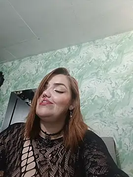 Snapshot of MayaLuna1 chatting on November 9, 2025, 1:59 pm MayaLuna1 online show from November 9, 2025, 1:59 pm