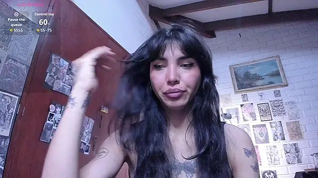 DiosaSexSymbol online show from September 28, 2025, 6:42 am