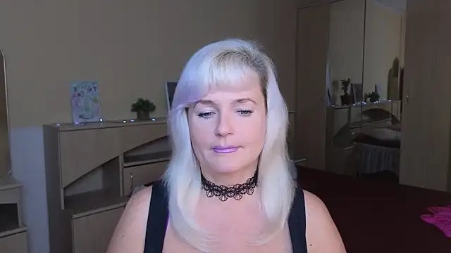 Snapshot of Vina_Vision chatting on November 2, 2025, 12:21 pm Vina Vision online show from November 2, 2025, 12:21 pm