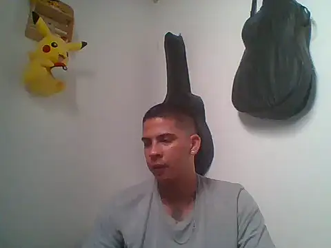 Hardbighotxxx online show from March 27, 2026, 6:53 pm