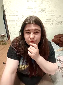 Elina-Shine online show from May 6, 2026, 6:01 pm