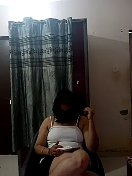 Snapshot of Hot_priya_08888 chatting on January 8, 2026, 12:22 pm Hot priya 08888 online show from January 8, 2026, 12:22 pm