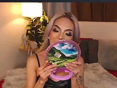 CelestinaMarquez0427 online show from October 19, 2025, 6:38 am