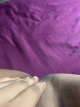 Snapshot of Sexy-BF_GF chatting on April 24, 2026, 4:14 am Sexy-BF GF online show from April 24, 2026, 4:14 am