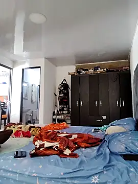 Perropa online show from March 22, 2026, 6:09 pm