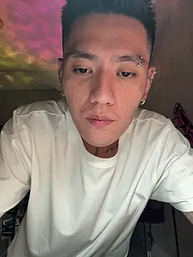 Snapshot of marz-z7-o chatting on November 18, 2025, 10:40 am marz-z7-o online show from November 18, 2025, 10:40 am