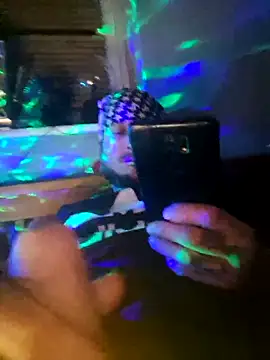 MODEST11 MMiILOO AMARO online show from October 24, 2025, 3:27 am