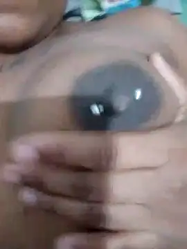 Snapshot of nessinha12 chatting on November 12, 2025, 2:26 am nessinha12 online show from November 12, 2025, 2:26 am