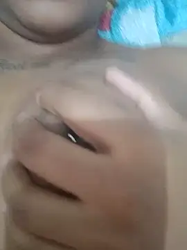 Snapshot of nessinha12 chatting on September 15, 2025, 9:21 am nessinha12 online show from September 15, 2025, 9:21 am