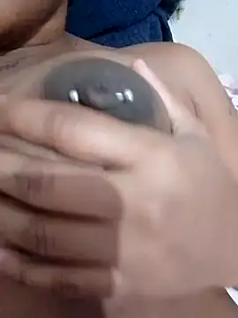 Snapshot of nessinha12 chatting on November 16, 2025, 5:17 pm nessinha12 online show from November 16, 2025, 5:17 pm