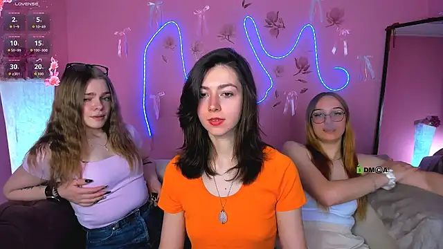 veronica bubble online show from May 15, 2026, 7:23 pm