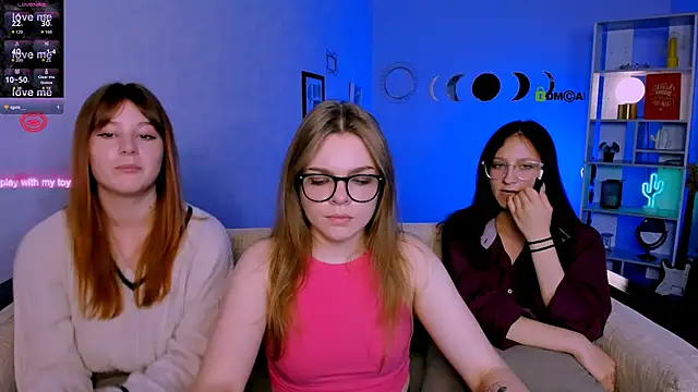 Snapshot of veronica_bubble chatting on December 1, 2025, 8:32 pm veronica bubble online show from December 1, 2025, 8:32 pm