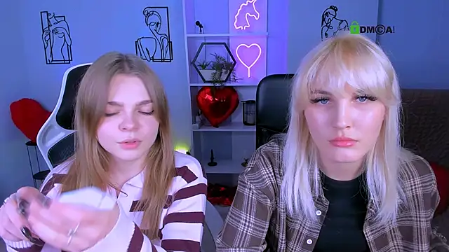 Snapshot of veronica_bubble chatting on October 14, 2025, 7:36 pm veronica bubble online show from October 14, 2025, 7:36 pm