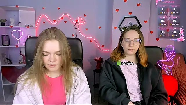 veronica bubble online show from April 27, 2026, 7:23 pm