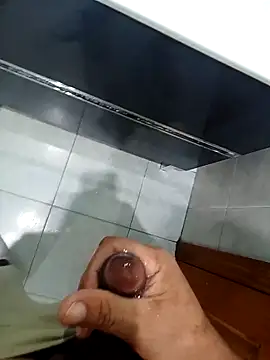 Snapshot of Alexandrevictor69 chatting on November 29, 2025, 9:20 am Alexandrevictor69 online show from November 29, 2025, 9:20 am