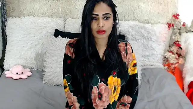 indianchic89 online show from May 23, 2026, 11:48 pm