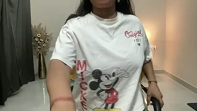 piyassi  divya online show from June 24, 2026, 5:33 pm