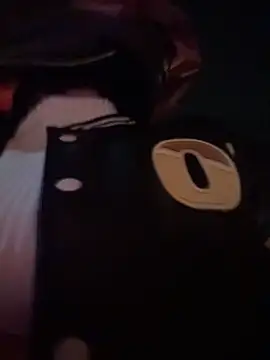 Snapshot of AlannaEvons chatting on November 19, 2025, 2:22 am AlannaEvons online show from November 19, 2025, 2:22 am