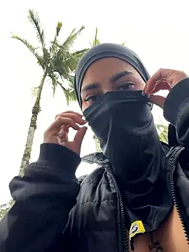 AlannaEvons online show from January 6, 2026, 4:33 pm