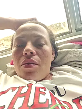  honey12 online show from November 2, 2025, 6:35 pm