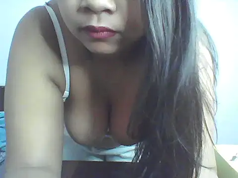 Snapshot of khushi-_queen chatting on December 13, 2025, 8:04 pm khushi- queen online show from December 13, 2025, 8:04 pm