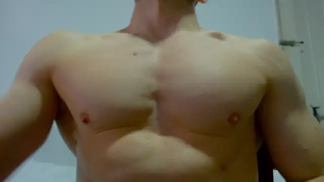 Snapshot of Rocky_Muscle chatting on June 10, 2026, 5:25 pm Rocky Muscle online show from June 10, 2026, 5:25 pm