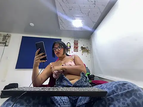 Snapshot of amanne_misa chatting on July 9, 2026, 12:00 am amanne misa online show from July 9, 2026, 12:00 am