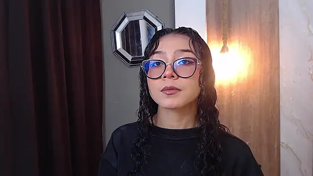 Snapshot of honeymoon_12 chatting on February 20, 2026, 4:09 am honeymoon 12 online show from February 20, 2026, 4:09 am