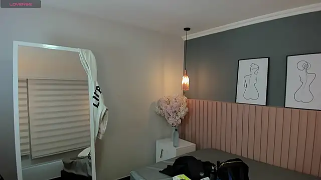 Snapshot of Maraia_Ford chatting on November 19, 2025, 8:20 pm Maraia Ford online show from November 19, 2025, 8:20 pm