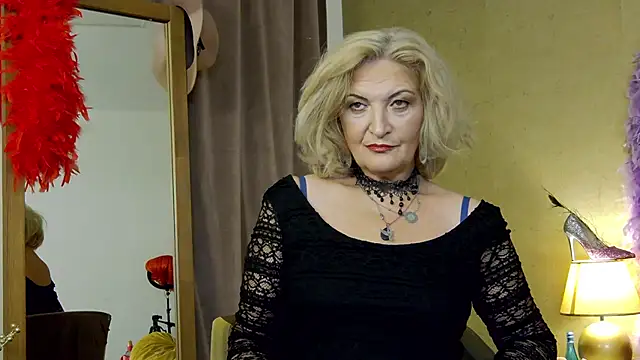 Snapshot of Allura_Jenson chatting on June 26, 2026, 9:31 pm Allura Jenson online show from June 26, 2026, 9:31 pm