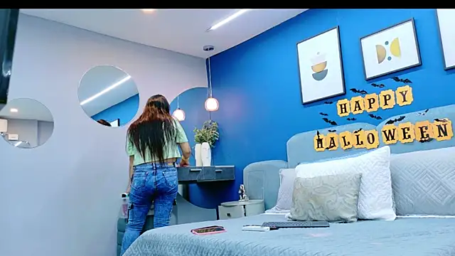 Snapshot of Ashley_Evans22 chatting on October 27, 2025, 8:10 pm Ashley Evans22 online show from October 27, 2025, 8:10 pm