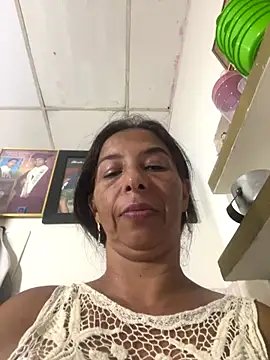 maleja23 online show from October 27, 2025, 12:33 am