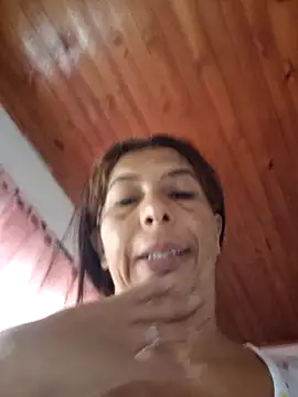 maleja23 online show from April 8, 2026, 11:33 am