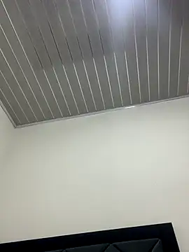 maleja23 online show from November 12, 2025, 12:31 pm