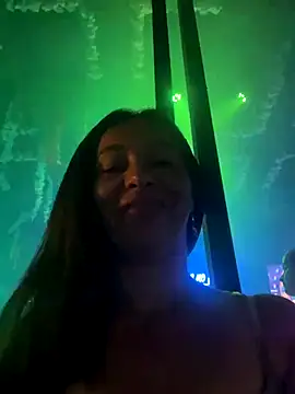 maleja23 online show from October 30, 2025, 3:05 am