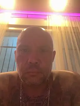 gitanomadrid online show from July 8, 2026, 9:37 pm