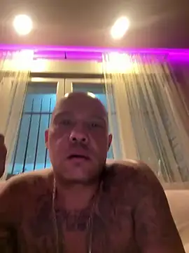 gitanomadrid online show from July 31, 2026, 11:46 pm