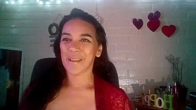 Snapshot of MiiaVelasquez chatting on March 24, 2026, 4:45 am MiiaVelasquez online show from March 24, 2026, 4:45 am