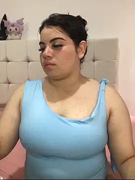 Kuromy x online show from April 21, 2026, 6:25 pm