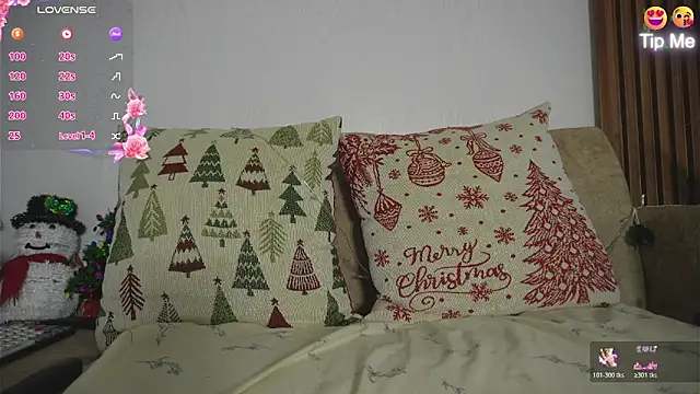 Roxybeautyy online show from December 20, 2025, 9:56 am