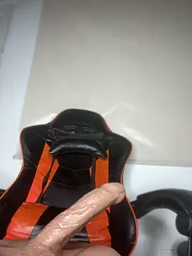 Snapshot of MelissaAlCapone chatting on December 3, 2025, 8:52 pm MelissaAlCapone online show from December 3, 2025, 8:52 pm