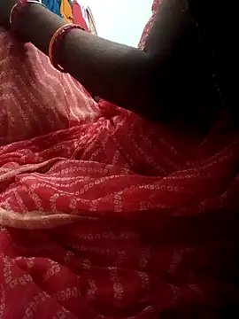 Radha8080 online show from September 10, 2025, 12:20 am