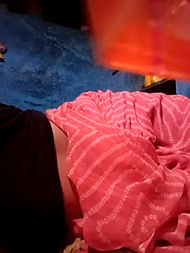 Radha8080 online show from September 20, 2025, 6:13 pm