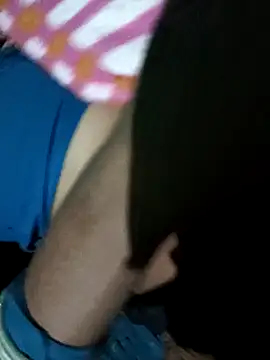 Radha8080 online show from November 5, 2025, 5:16 pm