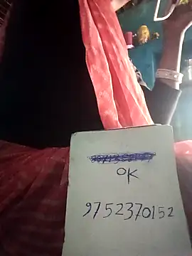 Radha8080 online show from October 4, 2025, 8:38 am