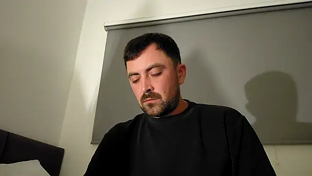 Snapshot of hornyjoe_xxx chatting on October 7, 2025, 10:44 pm hornyjoe xxx online show from October 7, 2025, 10:44 pm