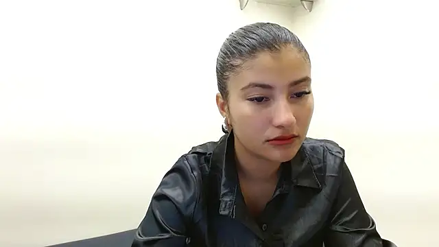 Snapshot of louis_k chatting on October 15, 2025, 10:45 am louis k online show from October 15, 2025, 10:45 am