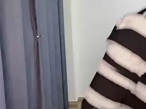 Snapshot of sun1314156 chatting on October 29, 2025, 10:47 am sun1314156 online show from October 29, 2025, 10:47 am